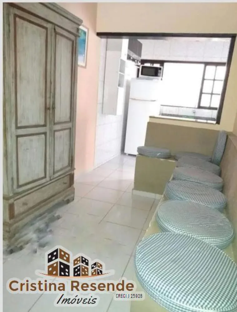 Casa, 6 quartos, 198 m² - Foto 1