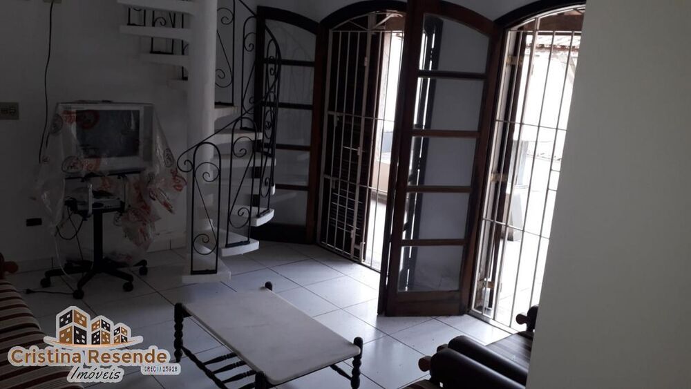 Casa, 3 quartos, 300 m² - Foto 1