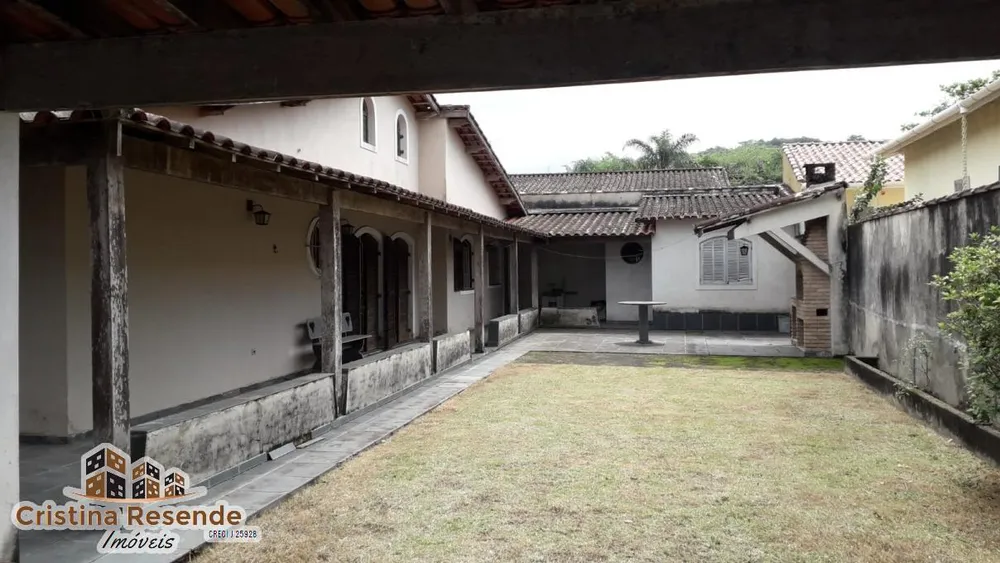 Casa, 3 quartos, 300 m² - Foto 1
