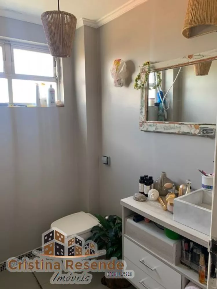 Apartamento à venda com 3 quartos, 97m² - Foto 2