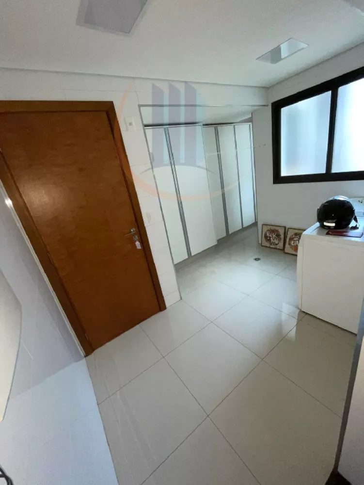 Apartamento, 3 quartos, 140 m² - Foto 2