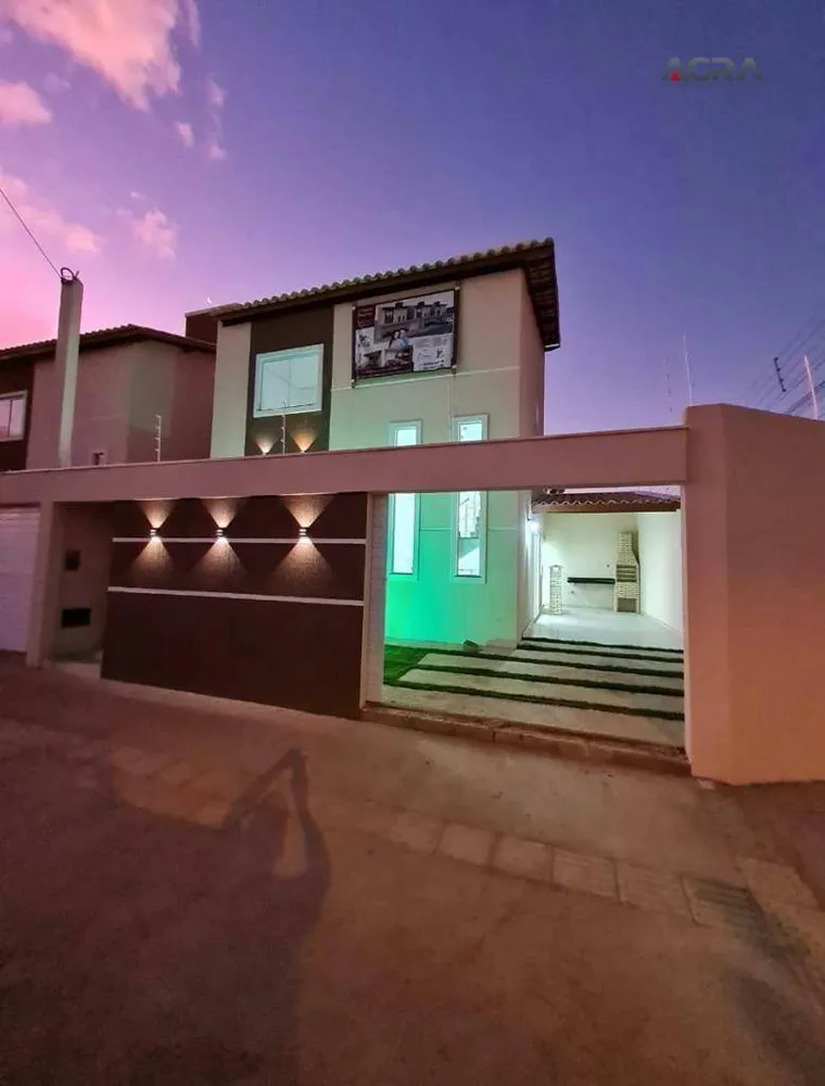 Casa, 3 quartos, 118 m² - Foto 1