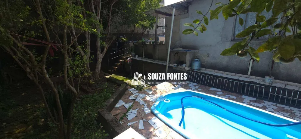 Casa, 3 quartos, 180 m² - Foto 2