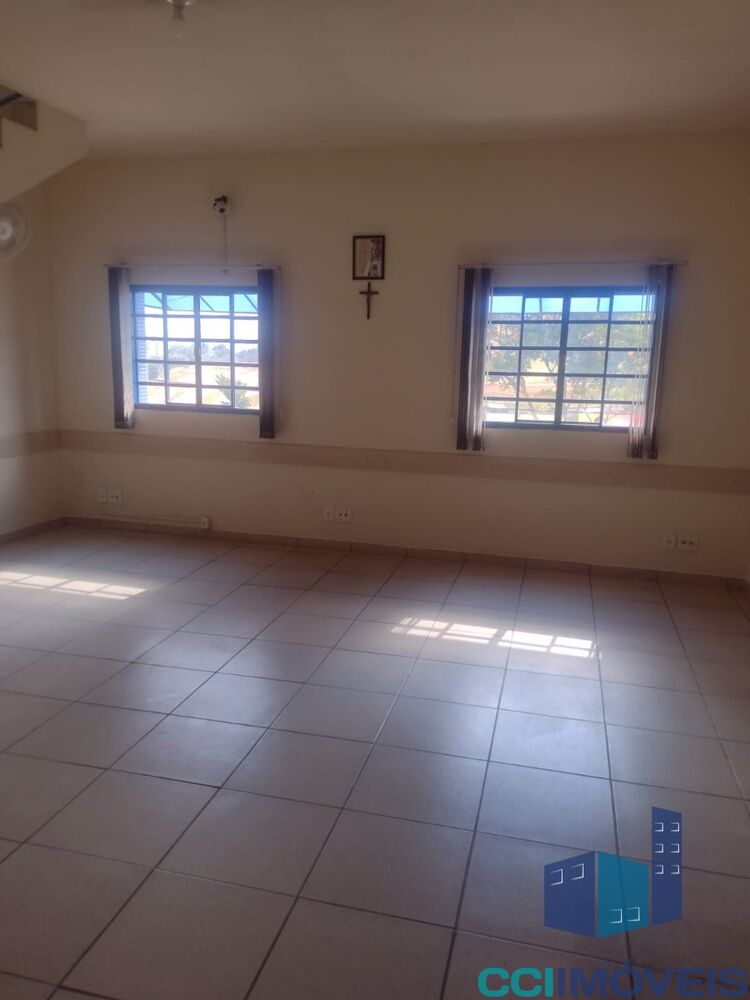 Depósito-Galpão-Armazém para alugar, 220m² - Foto 4