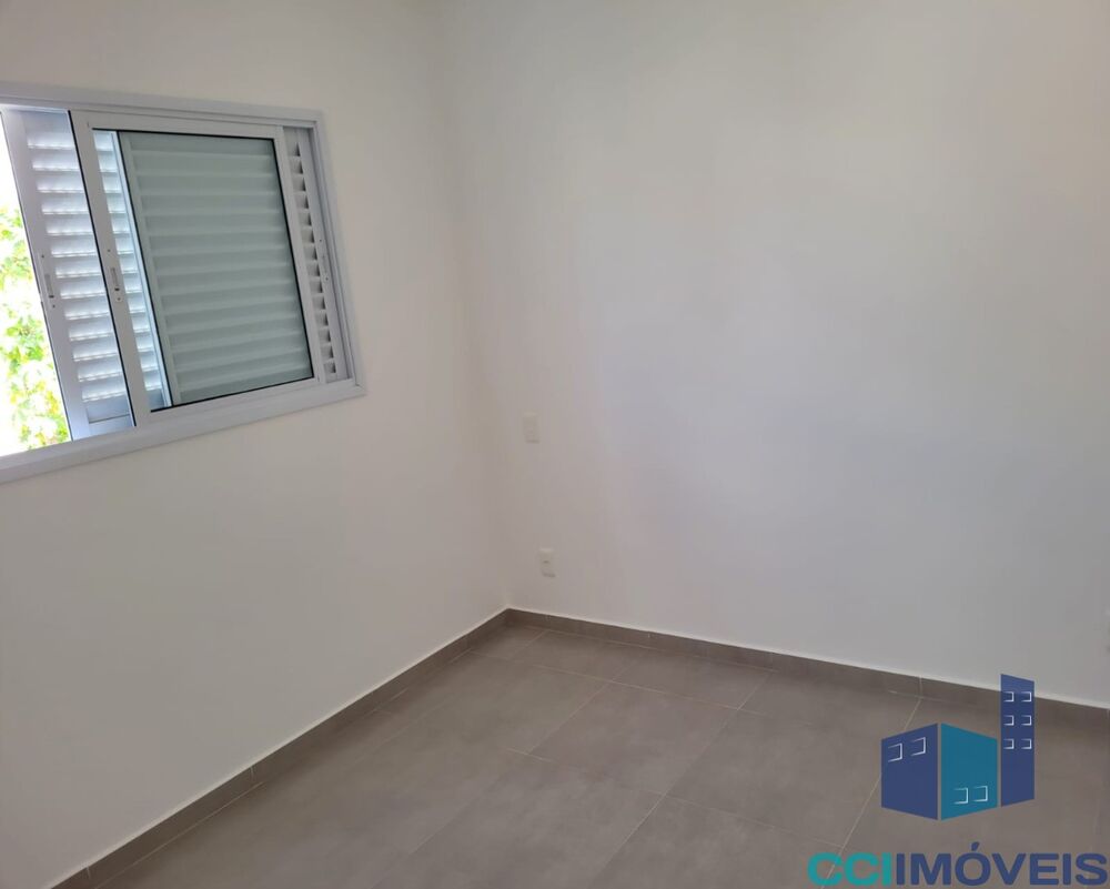 Apartamento à venda com 2 quartos, 72m² - Foto 1