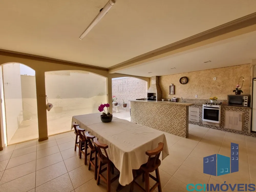 Casa, 4 quartos, 360 m² - Foto 11