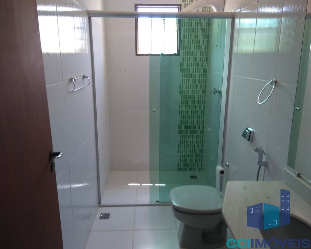 Casa à venda com 3 quartos, 176m² - Foto 2
