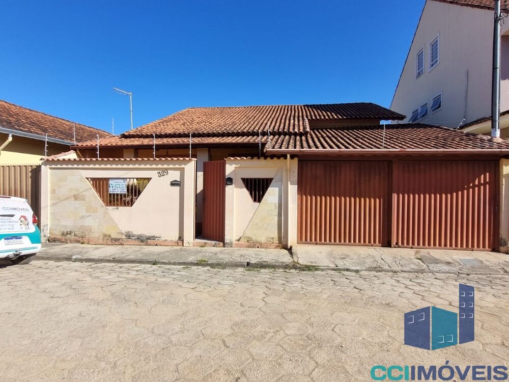 Casa à venda com 3 quartos, 214m² - Foto 3