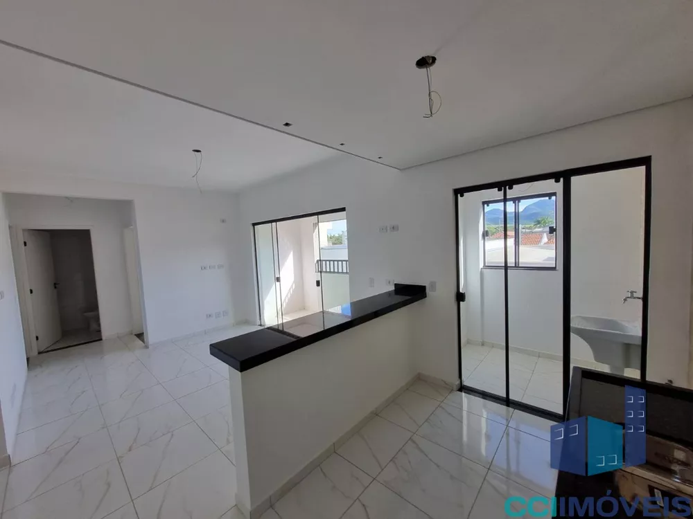Apartamento à venda com 2 quartos, 70m² - Foto 3