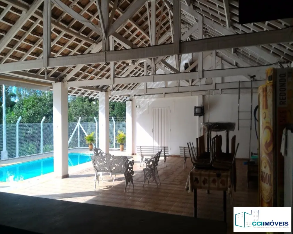 Sítio, 3 quartos, 1500 m² - Foto 1