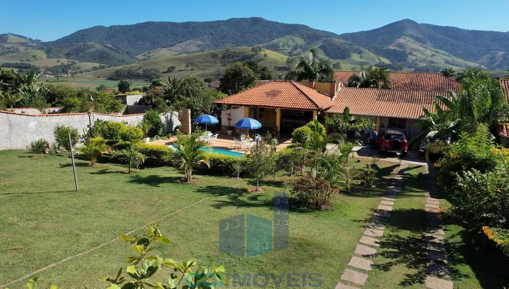 Chácara, 3 quartos, 1000 m² - Foto 1