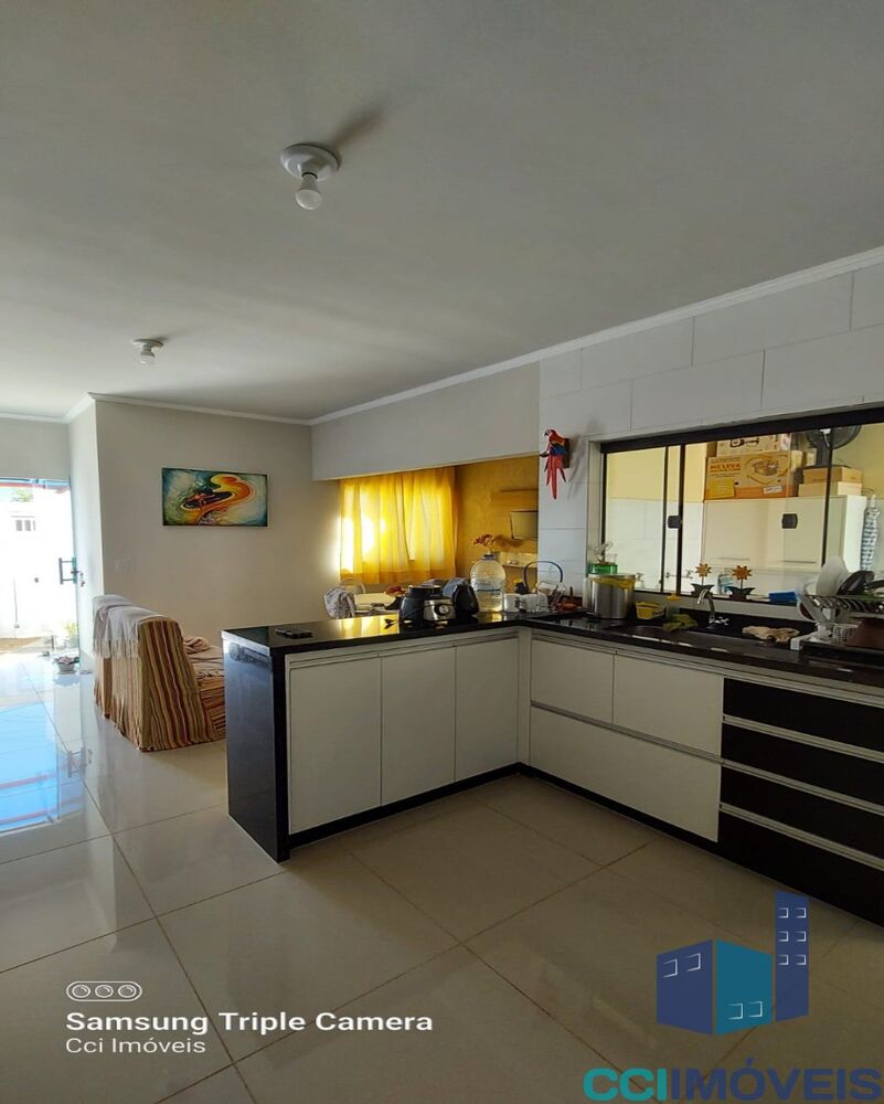 Casa, 2 quartos, 73 m² - Foto 1