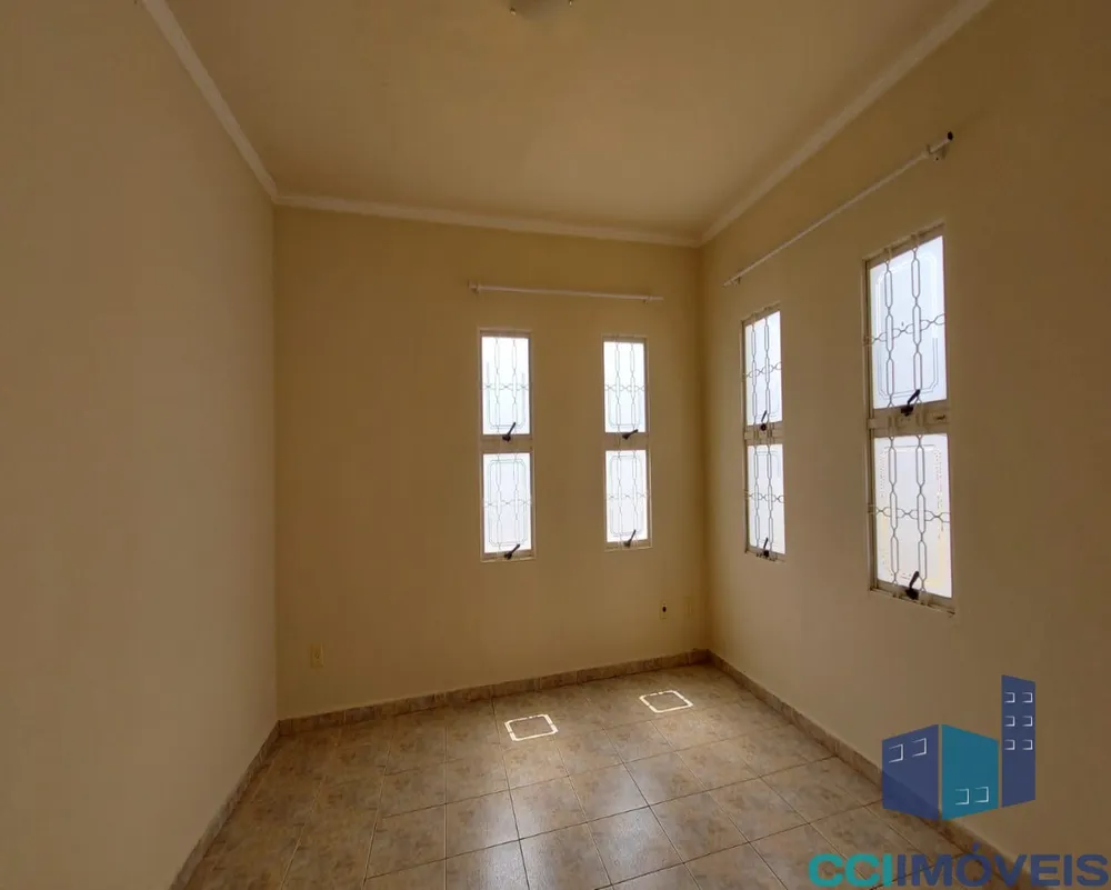 Casa, 3 quartos, 1 m² - Foto 2