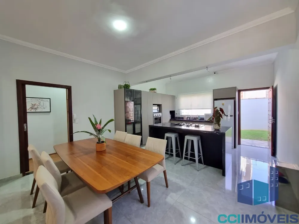 Casa, 3 quartos, 160 m² - Foto 1