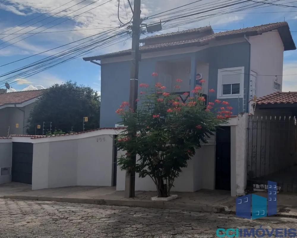 Casa, 3 quartos, 173 m² - Foto 2
