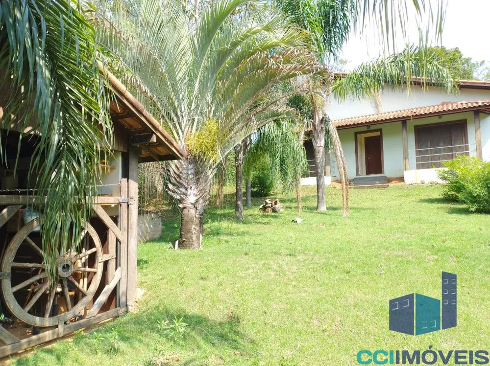 Chácara, 2 quartos, 800 m² - Foto 1