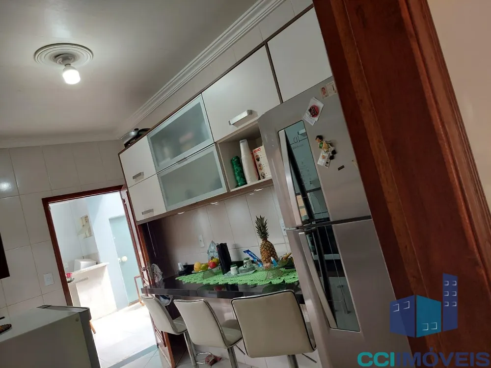 Casa, 3 quartos, 200 m² - Foto 5