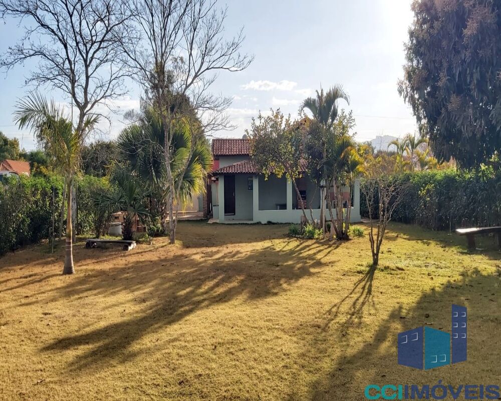 Chácara, 3 quartos, 3000 m² - Foto 1