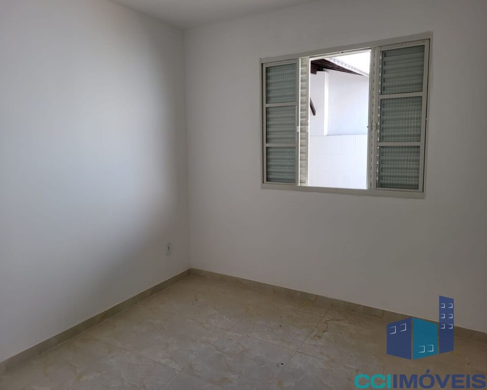 Casa, 3 quartos, 128 m² - Foto 2