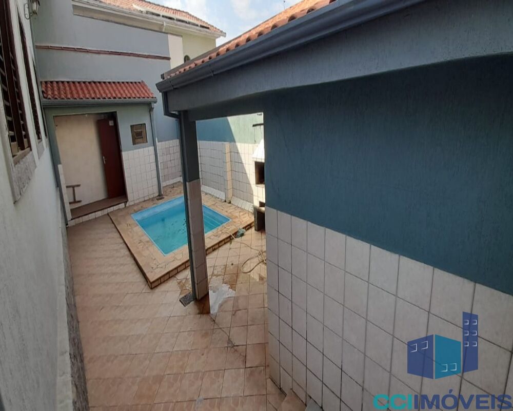 Casa à venda com 3 quartos, 150m² - Foto 3