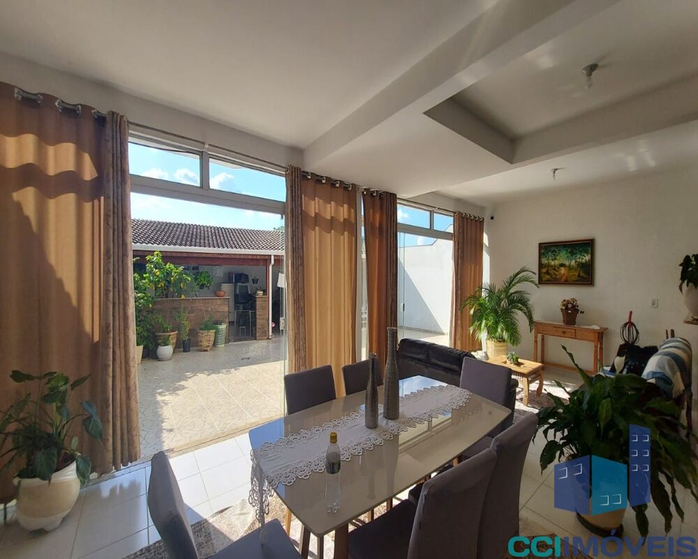 Casa, 3 quartos, 260 m² - Foto 11