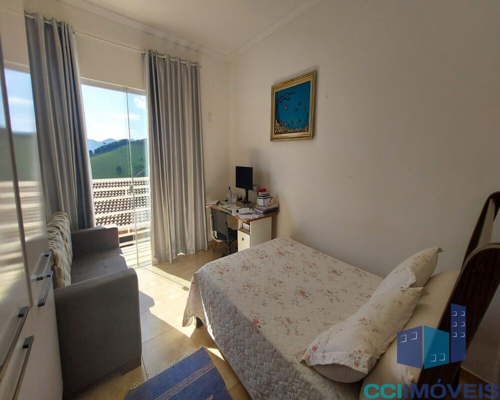 Casa, 3 quartos, 260 m² - Foto 2