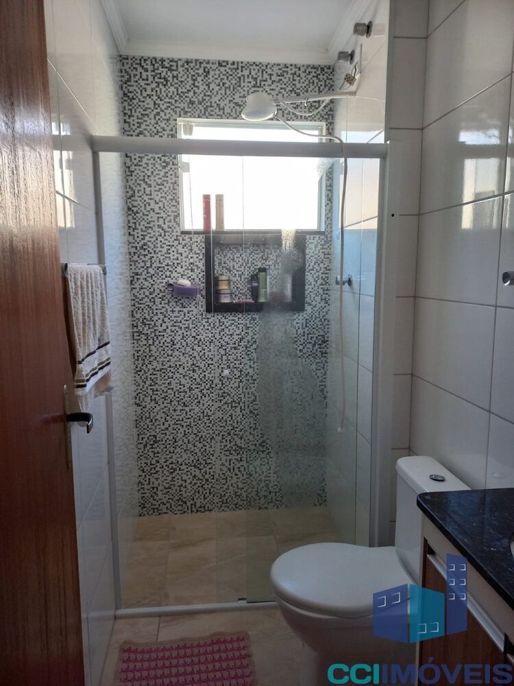 Apartamento à venda com 2 quartos, 65m² - Foto 3