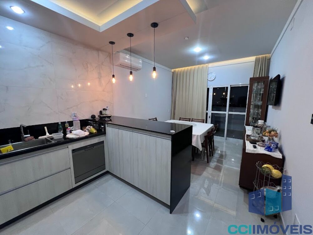Casa, 4 quartos, 300 m² - Foto 6