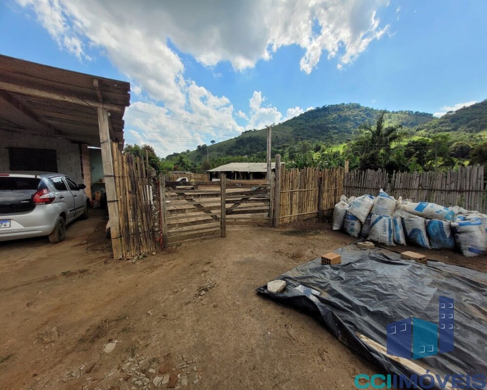 Chácara, 2 quartos, 2500 m² - Foto 1