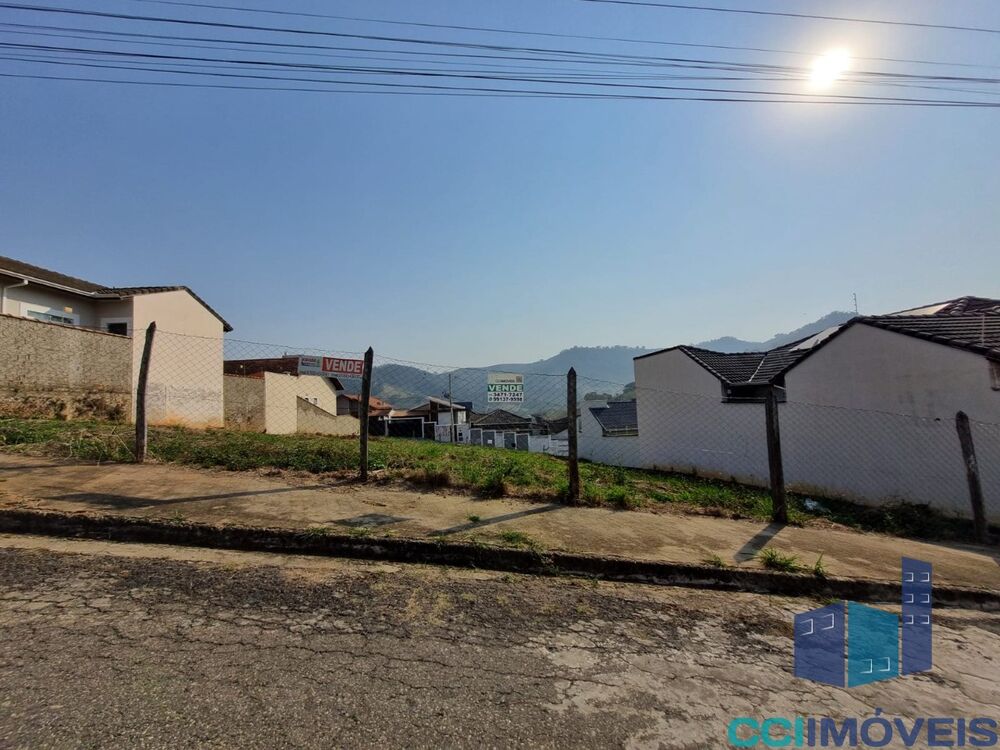 Terreno, 240 m² - Foto 1