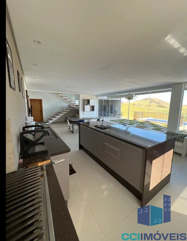 Casa à venda e temporada com 5 quartos, 660m² - Foto 5