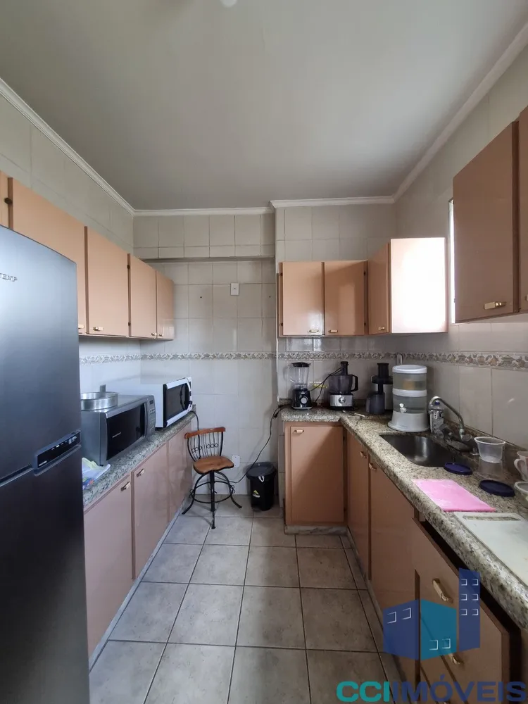 Apartamento, 3 quartos, 169 m² - Foto 2