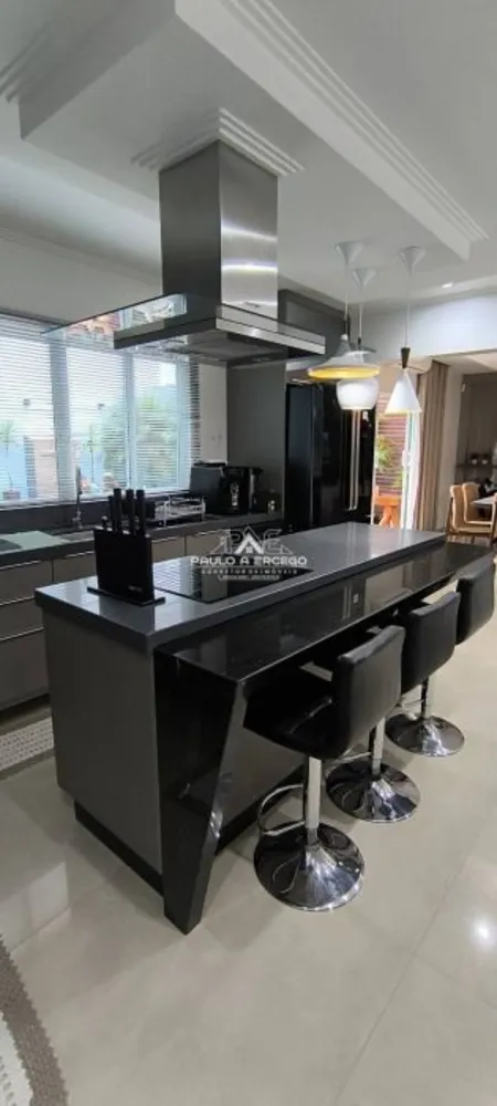 Sobrado, 4 quartos, 375 m² - Foto 9