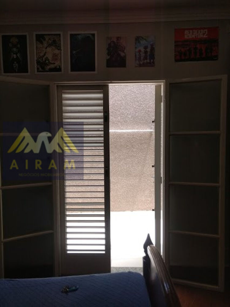 Casa, 3 quartos, 240 m² - Foto 19