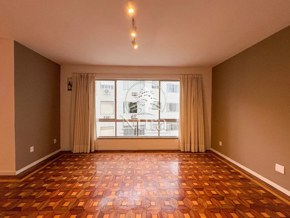 Apartamento, 3 quartos, 145 m² - Foto 2