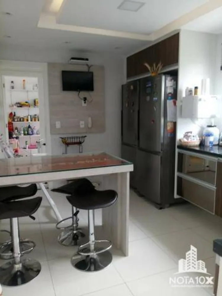 Casa, 3 quartos, 240 m² - Foto 13