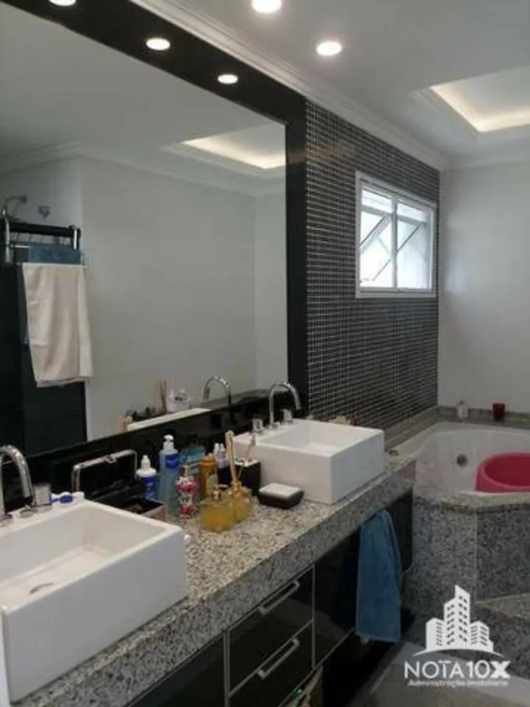 Casa, 3 quartos, 240 m² - Foto 5