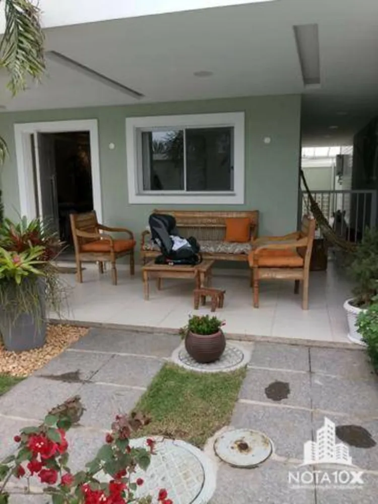 Casa, 3 quartos, 240 m² - Foto 1