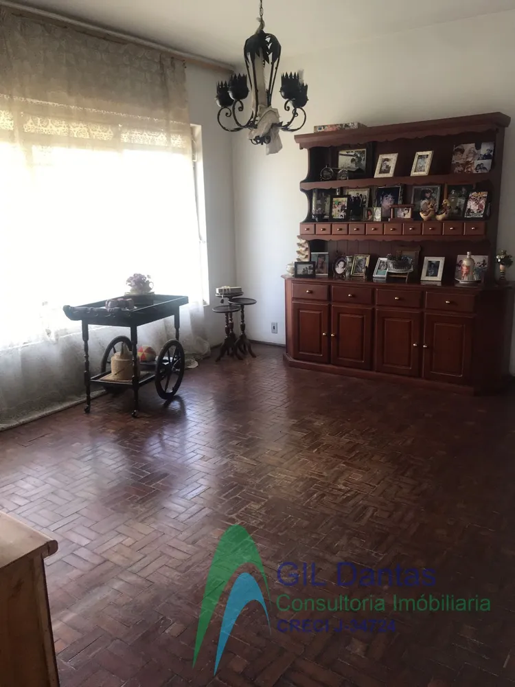 Casa, 3 quartos, 232 m² - Foto 1