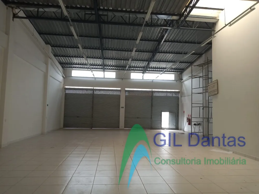 Loja-Salão, 240 m² - Foto 1