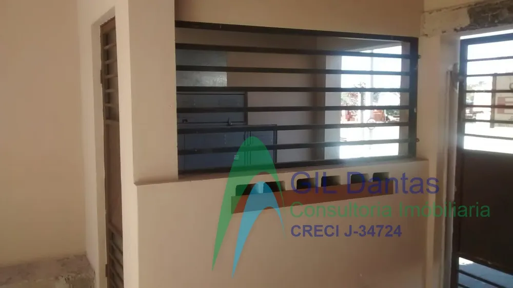 Casa, 5 quartos, 260 m² - Foto 2