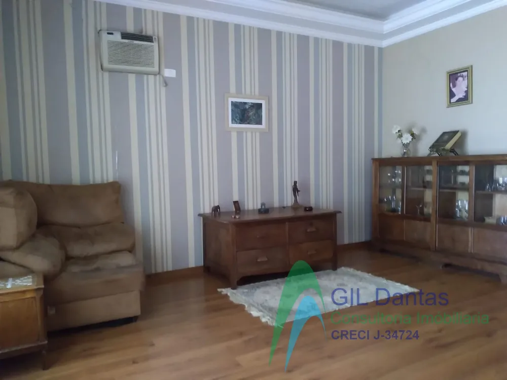 Casa, 5 quartos, 240 m² - Foto 2