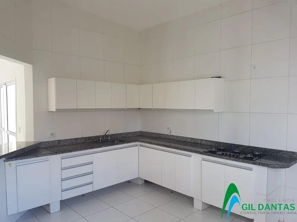 Casa, 3 quartos, 211 m² - Foto 3
