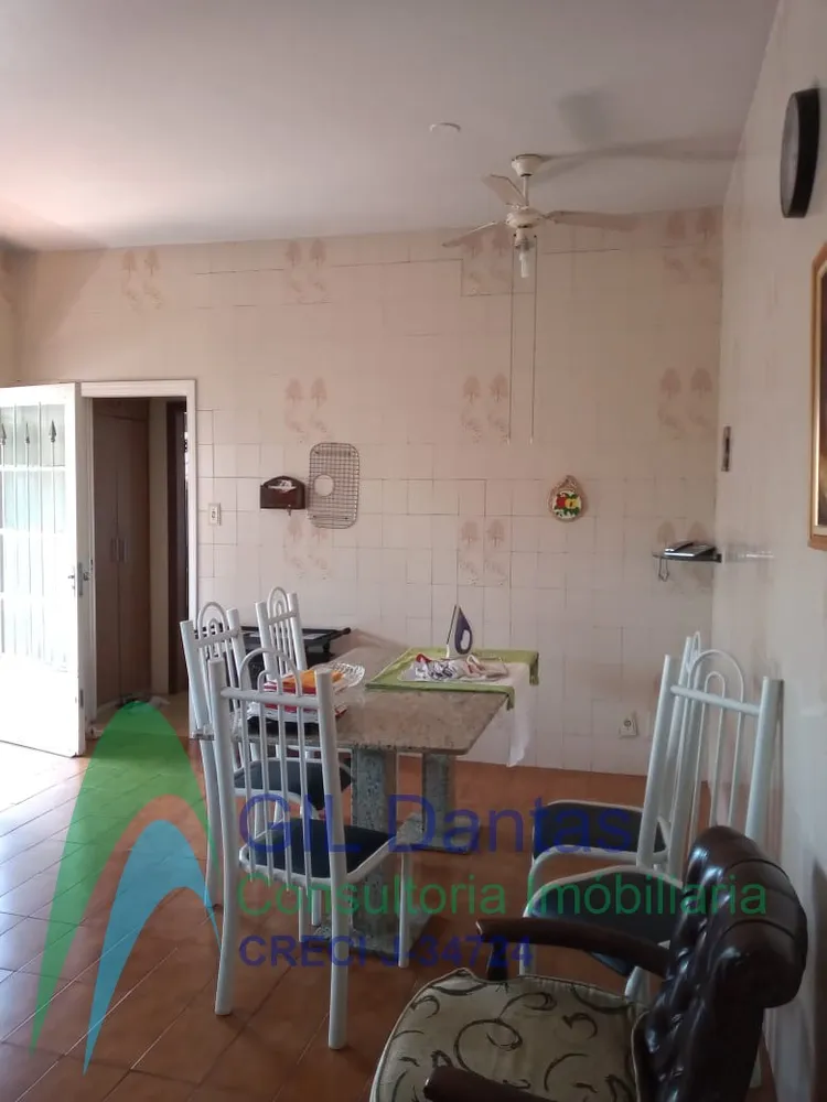 Casa, 5 quartos, 220 m² - Foto 3