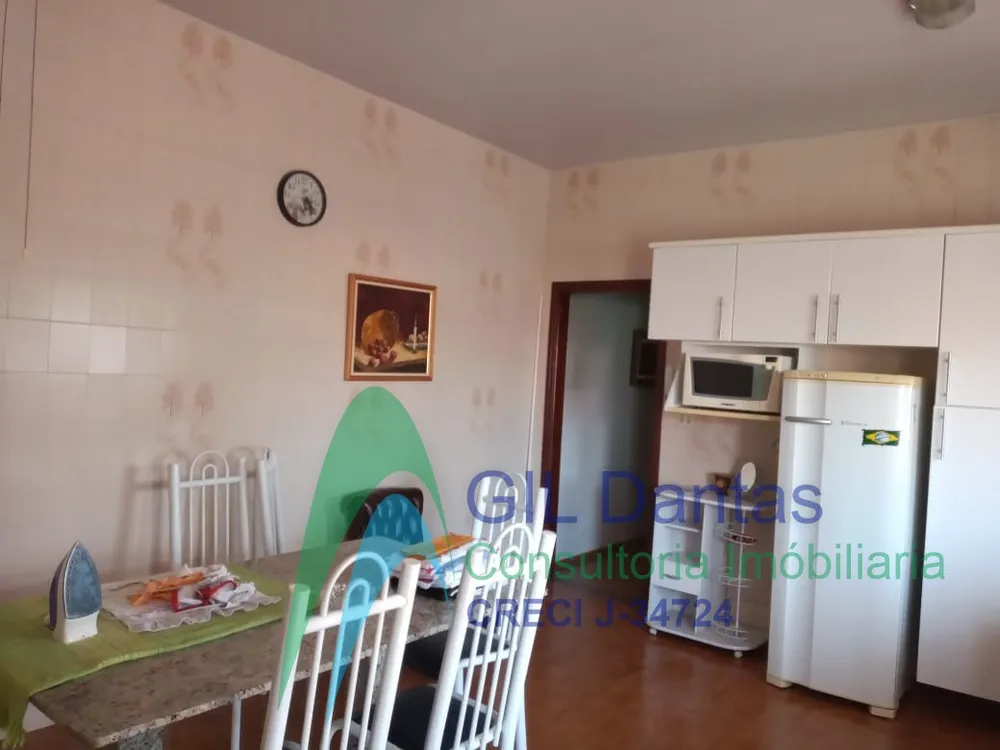 Casa, 5 quartos, 220 m² - Foto 2