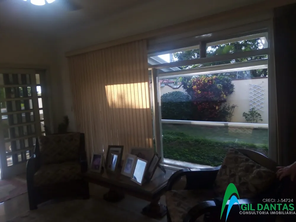 Casa, 4 quartos, 380 m² - Foto 1
