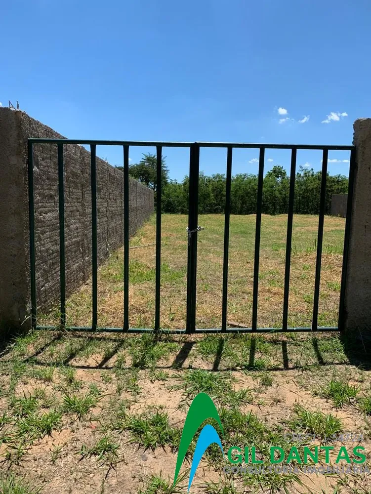Terreno, 240 m² - Foto 1