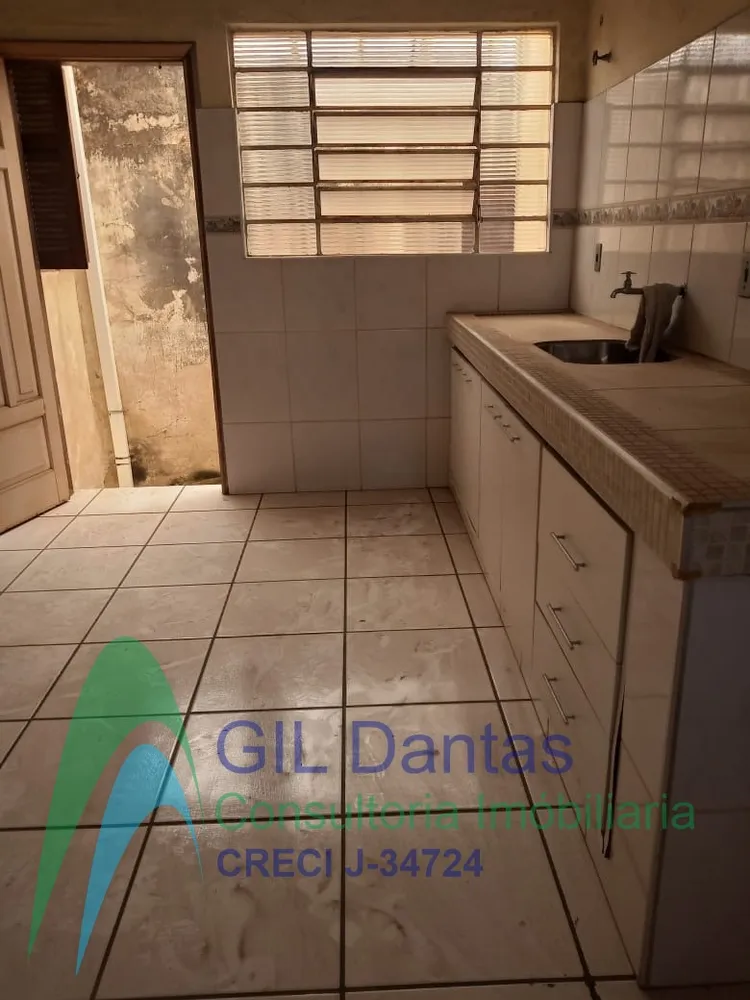 Casa, 3 quartos, 250 m² - Foto 4