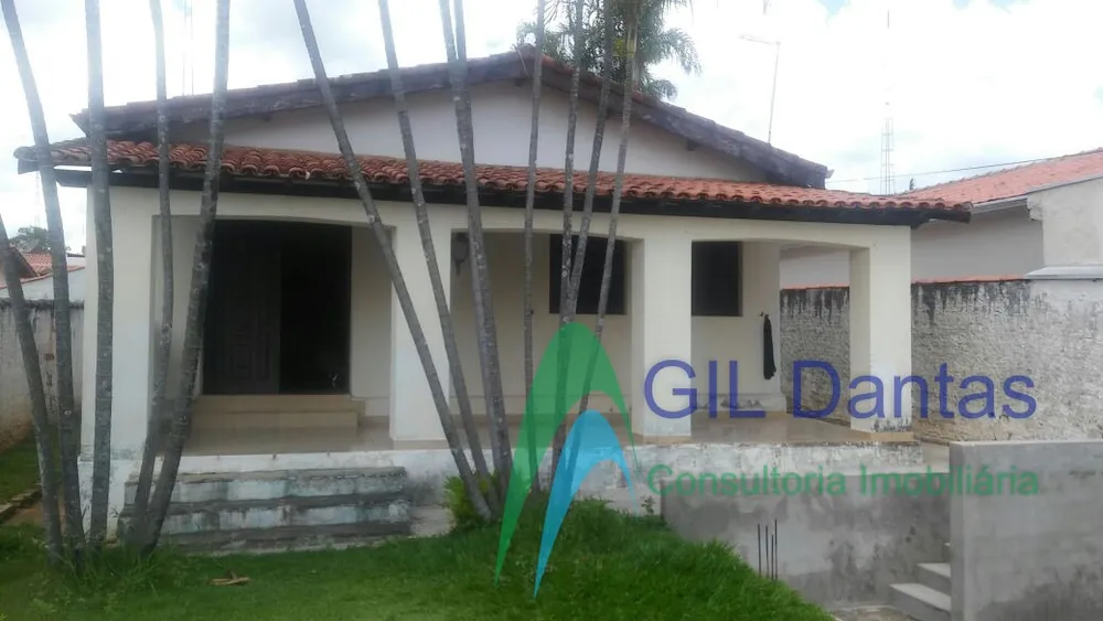 Casa, 4 quartos, 240 m² - Foto 1