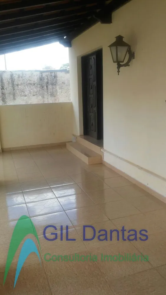 Casa, 4 quartos, 240 m² - Foto 2